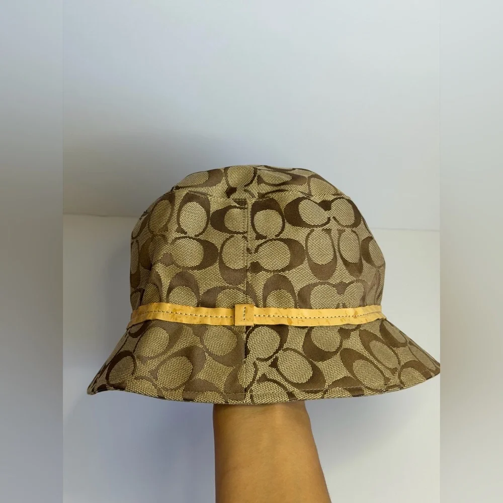 Coach Signature Jacquard Bucket Hat Size M/L